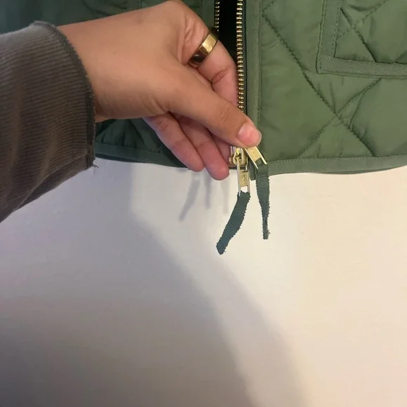 Green Quilted Vest - Picture 3 of 6